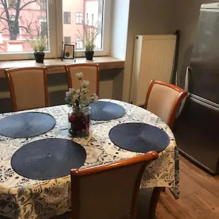 Studencka Street Apartment *