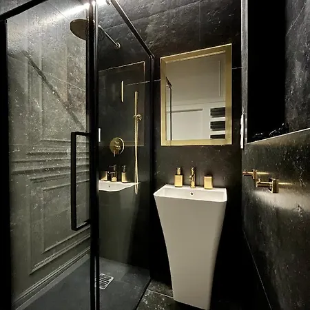 Glamour Jacuzzi Apartament *