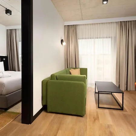 Hyatt Place Hotel 4*