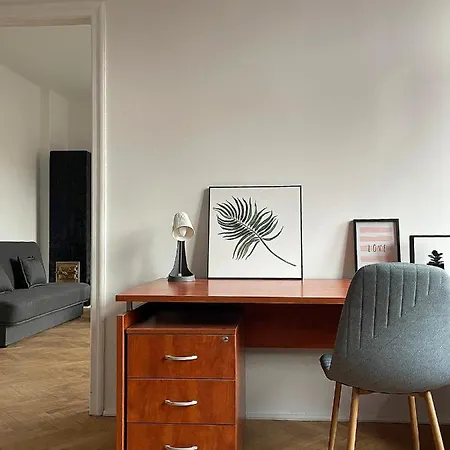 Séjour chez l'habitant Big And Cozy Bedroom In