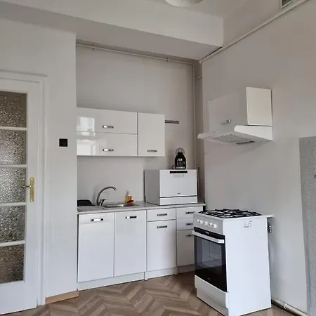 Big And Cozy Bedroom In Kwatera prywatna *