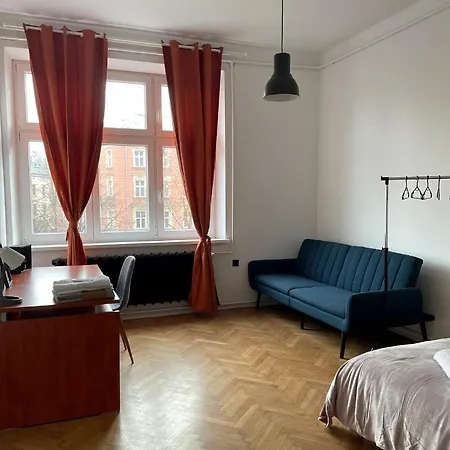 Big And Cozy Bedroom In *
