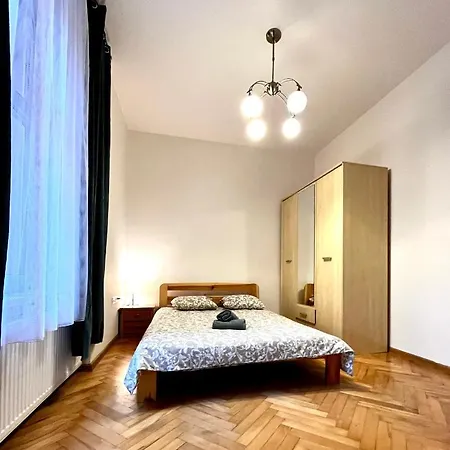 Apartment Starowislna St