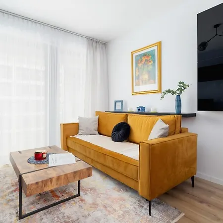 Tauron Arena Premium With Underground & Outdoor Parking By Renters Prestige Apartment *
