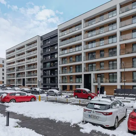 Apartment Tauron Arena Premium With Underground & Outdoor Parking By Renters Prestige