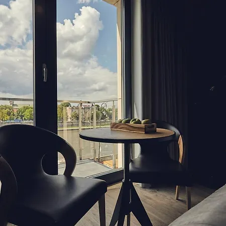 The Bridge Hotel 4*