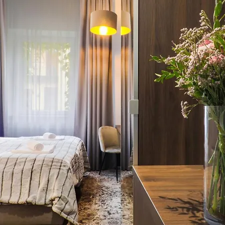 Apartment Aparthotel Cracovia Residence 4*