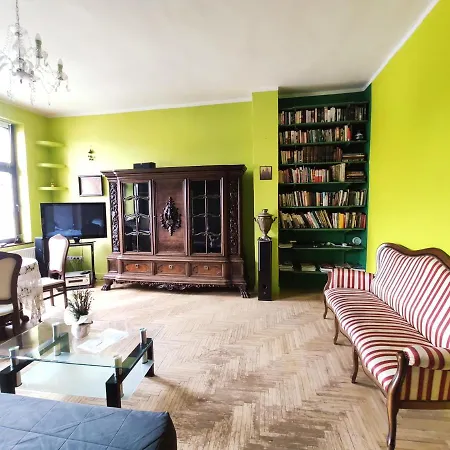 Apartment Czarnieckiego 4 By Homeprime *