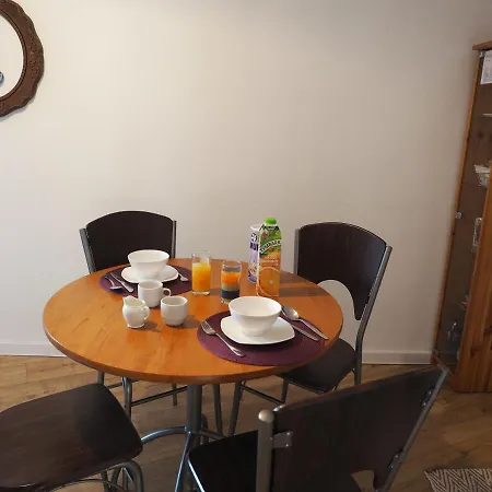 Hutapart Nowa Huta Apartment *