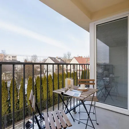 Business For Office Kolaczy By Renters *