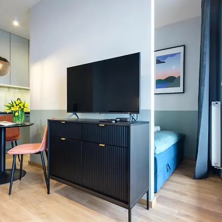 Apartment Wislane Tarasy Ii By Tyzenhauz *