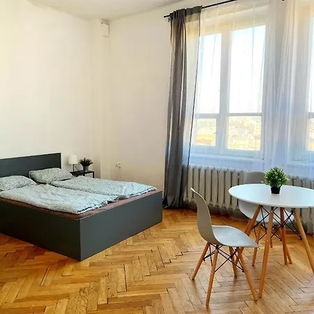 Best For Short In Center Krakow