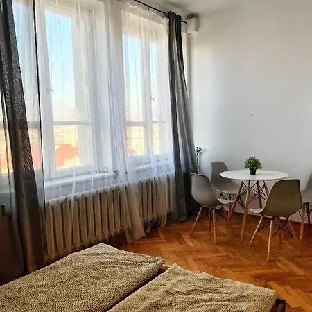 Apartment Best For Short In Center *