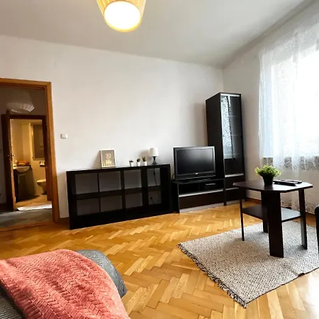 Old Town Apartament *