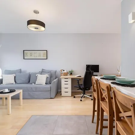 Solna With Parking Cracow By Renters *