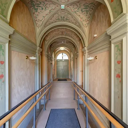 The Opera Grzegorzki Arianska 4 By Renters Apartment *