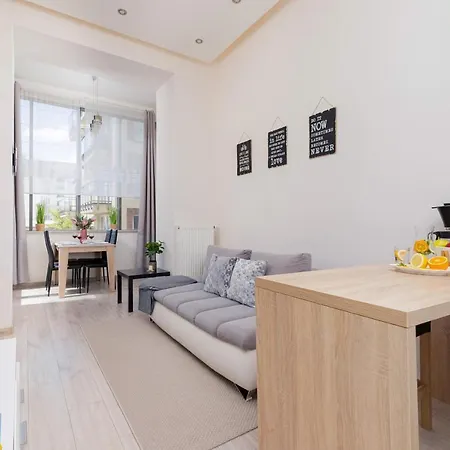 The Opera Grzegorzki Arianska 4 By Renters Apartment