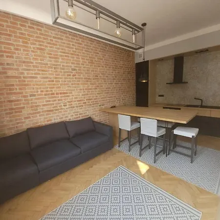 Designer Kazimierz & Castle P4you Pl