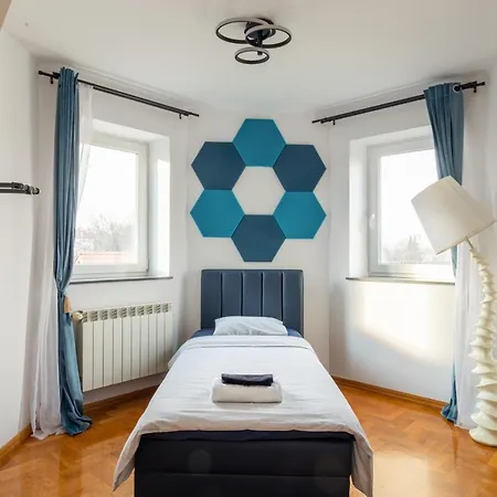 The Castle & - Free Parking - (adults Only) * Krakow