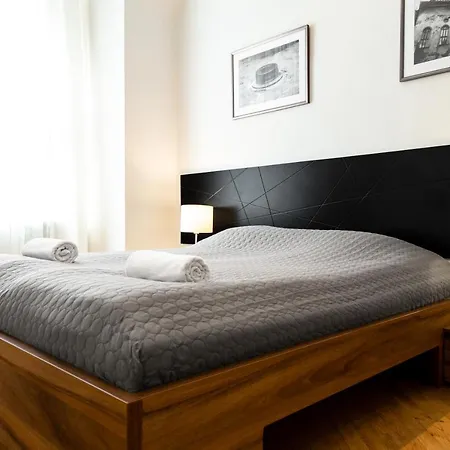 Aparthotel For Main Square Krakov
