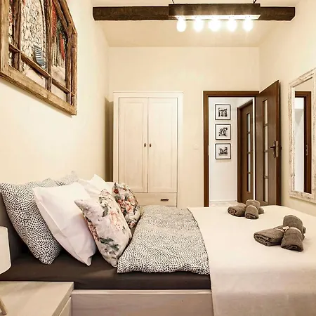 2-room With Kitchen, Heart Of Cracow Old Town * Krakow