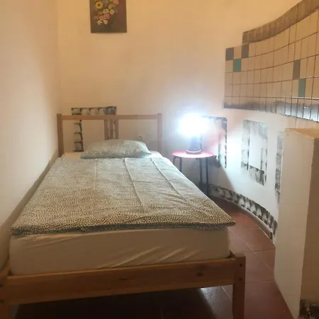 Pokoj 12f *