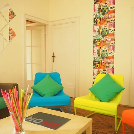 Color Aparthotel