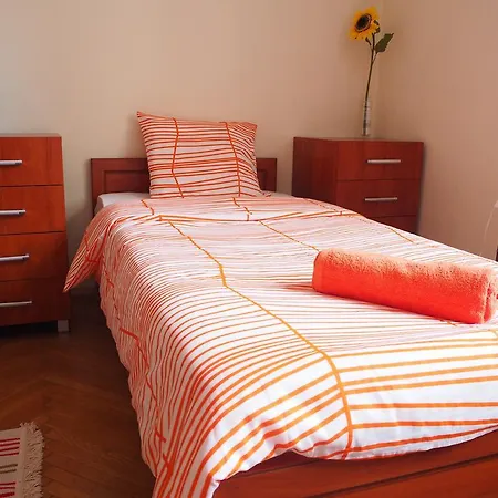 Color Aparthotel 2*