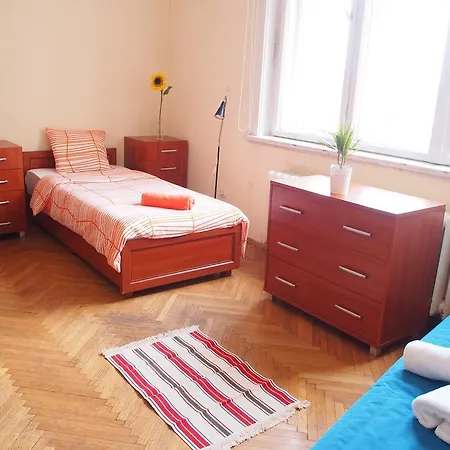 Aparthotel Color 2*