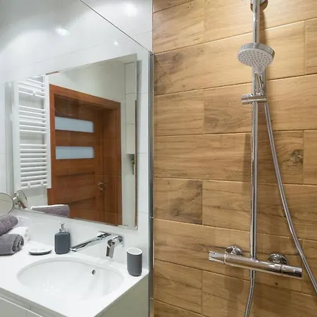 Apartment Cozy With Garden Prestigious Location *