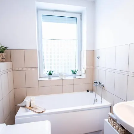 Apartament Studio Z Ogrodkiem I Altana Kraków