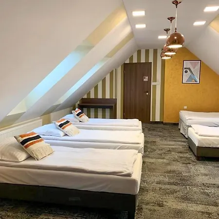 Fero Express Klimatyzowane Ac Hotel Krakau
