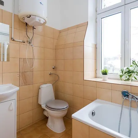 In The Heart Of ! 2 Apartment *