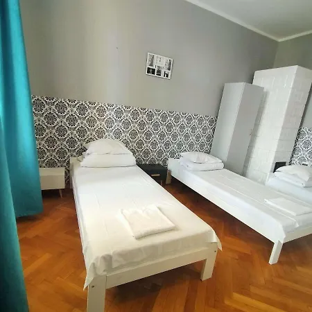 Apartment In The Heart Of ! 2 *