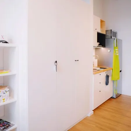 And Shared At Livinnx Apartamento Cracovia