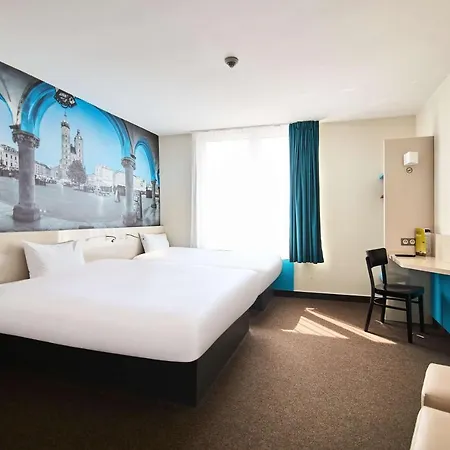Hotel Centrum 2*