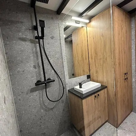 Apartment Apartament Celna Eight