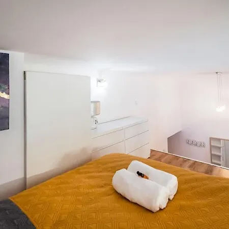 Royal City 40 M2 Apartment *