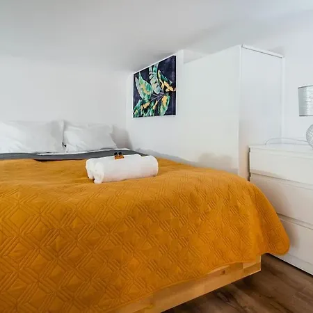 Royal City 40 M2 * Krakow