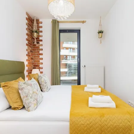 Apartment Wislane Tarasy Lux Cracow By Renters Prestige Krakow
