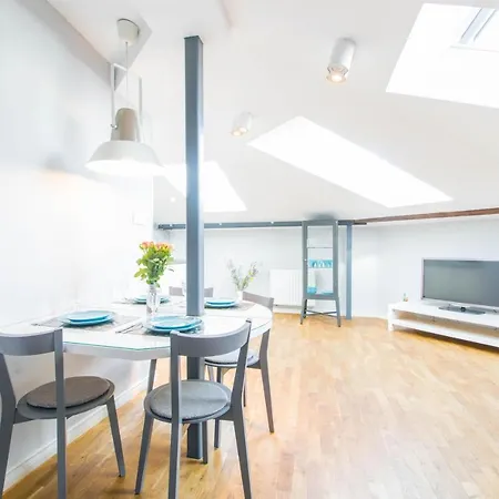 Krupnicza Modern Old Town - By Upstairs Apartment *