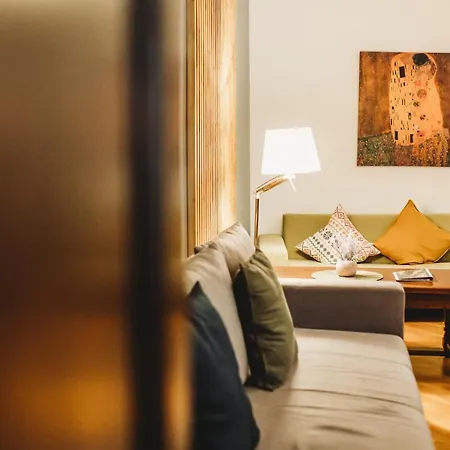 Apartament Fatcat *