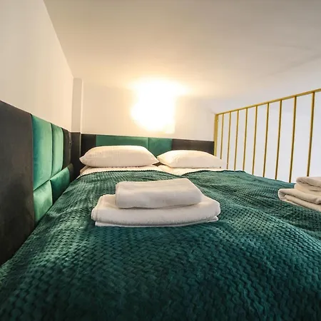 Cracwow Saint Sebastian Apartment *