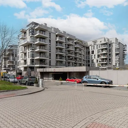 Spacious With Balcony Zablocie By Renters Apartament