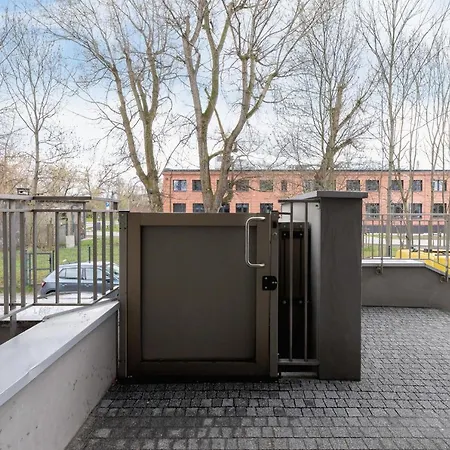 Spacious With Balcony Zablocie By Renters * Krakow