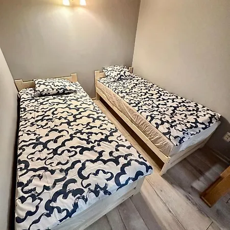 Apartment 7 Steps To Castle