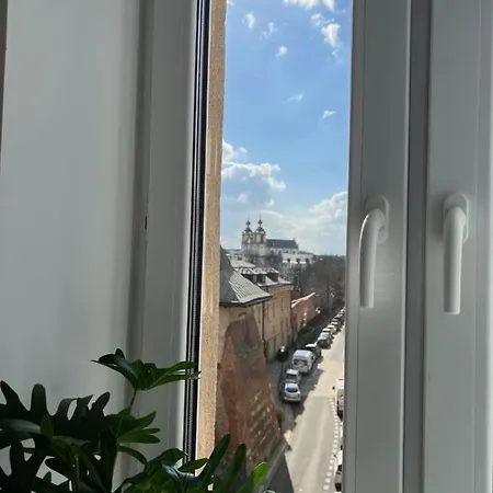 Apartament Meiselsa Apartment *