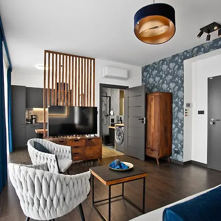 Apartment Near Sanktuarium Beautiful View And Free Parking