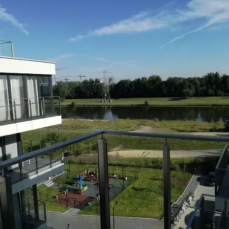 White And Bright With Riverside View And Parking * Krakow