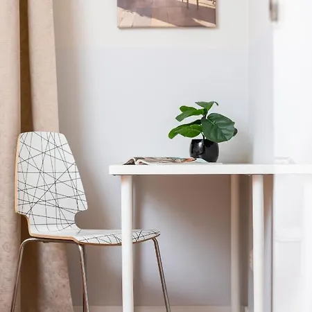 Planty Park Lobzowska By Renters